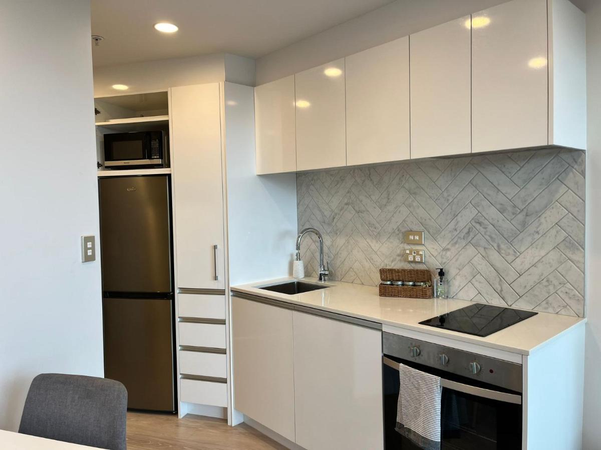 Free Wifi!! Spacious 1-Bedroom Apt, Auckland Cbd Dış mekan fotoğraf